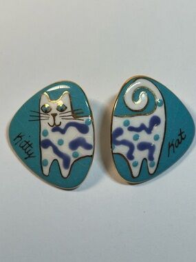 Kitty Kat Blue Ceramic Cat Earrings - Whimsical Cat Design